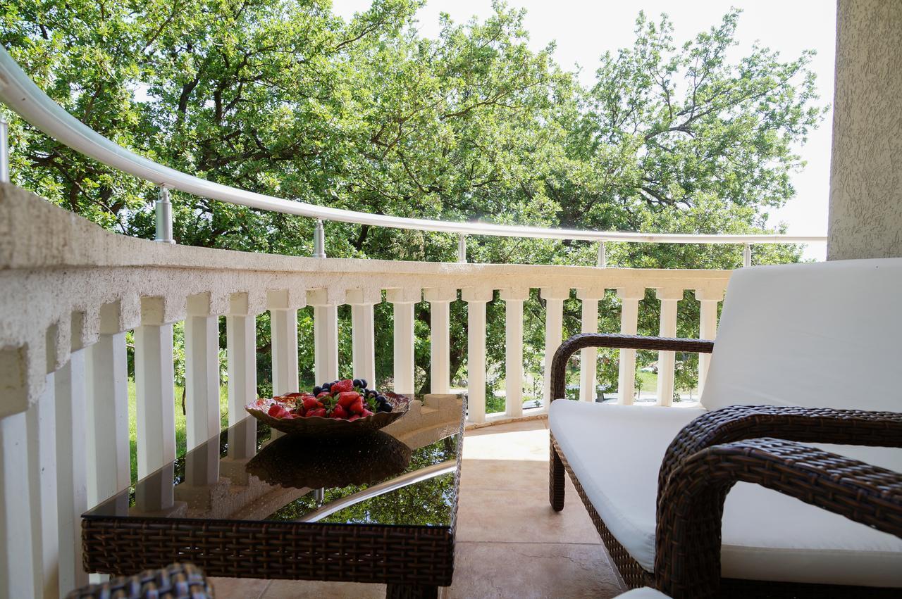 Apart Hotel Forte Roses Montenegro Ko Buljarica Petrovac Eksteriør bilde