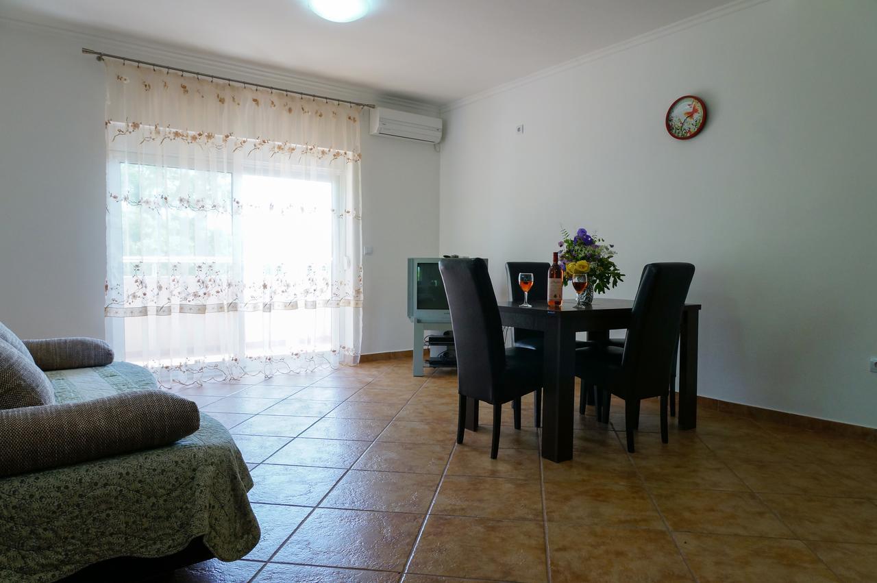 Apart Hotel Forte Roses Montenegro Ko Buljarica Petrovac Eksteriør bilde