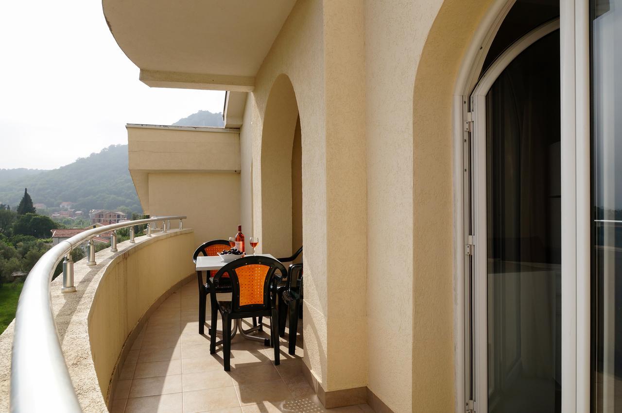 Apart Hotel Forte Roses Montenegro Ko Buljarica Petrovac Eksteriør bilde